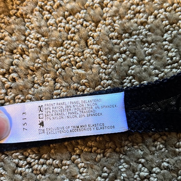 Black with Floral Embroidery Garter Belt - Picture 10 of 11